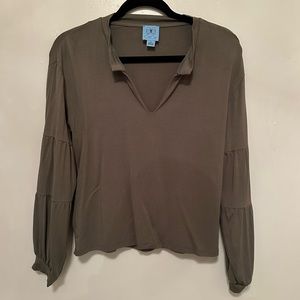 CeCe Olive Green Long Sleeve Top - Size XS